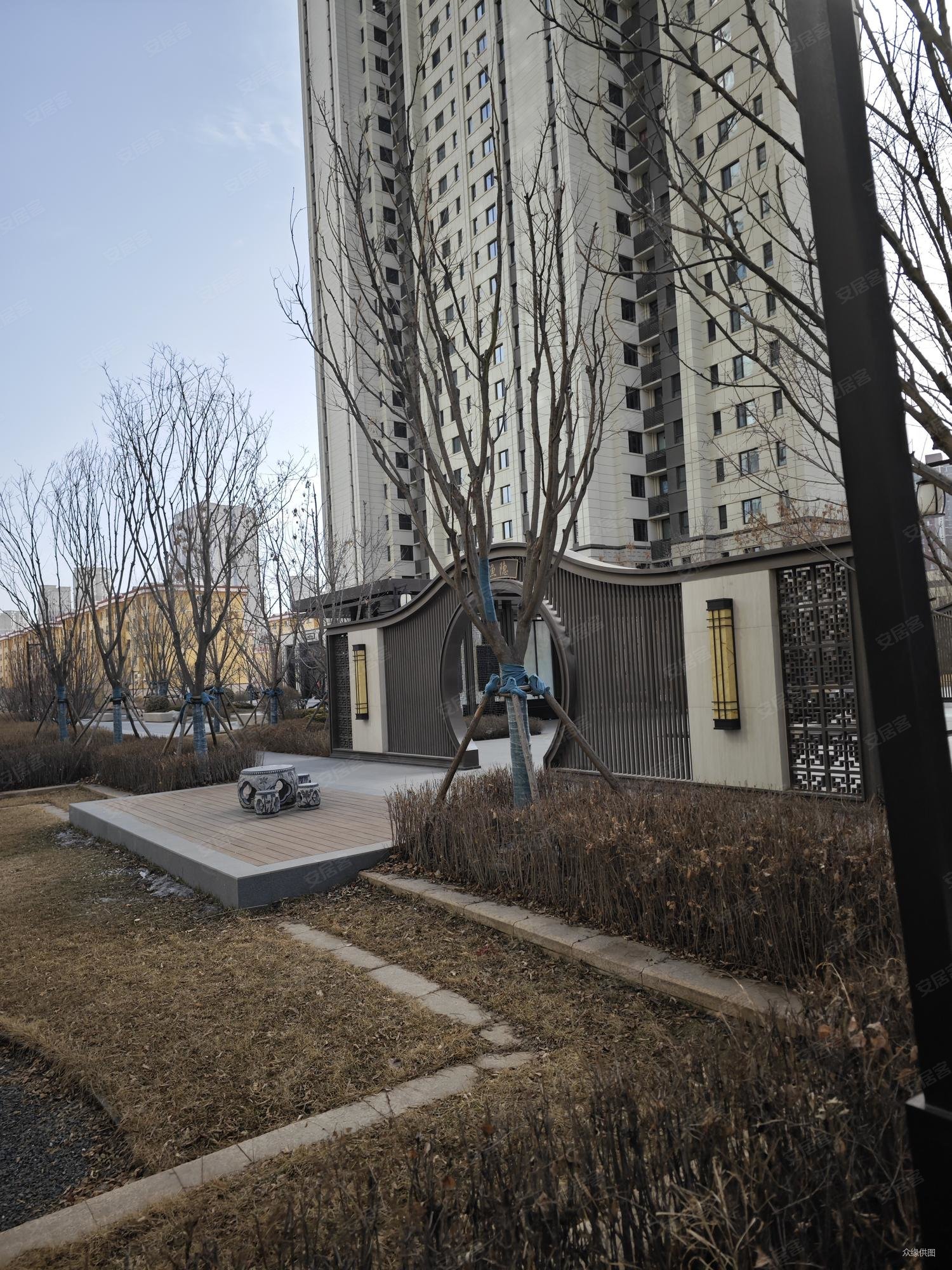 停车方便 带电梯 南向采光好 次新小区 近医院,中海铂悦府二手房,228