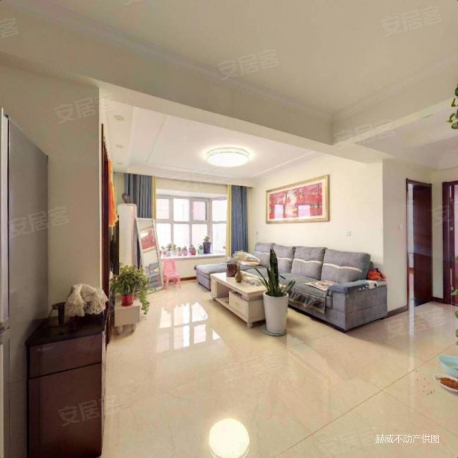 山水龙城c区蝶苑三室东打头南北通透方正户型装修不错