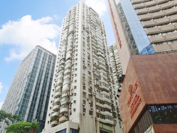 深圳罗湖东门粤海花园国贸精装大两房朝南出租 楼层采光好拎包入住