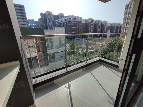 广州天河棠东城投珠江天河壹品城投珠江天河壹品 3室2厅2卫 电梯房