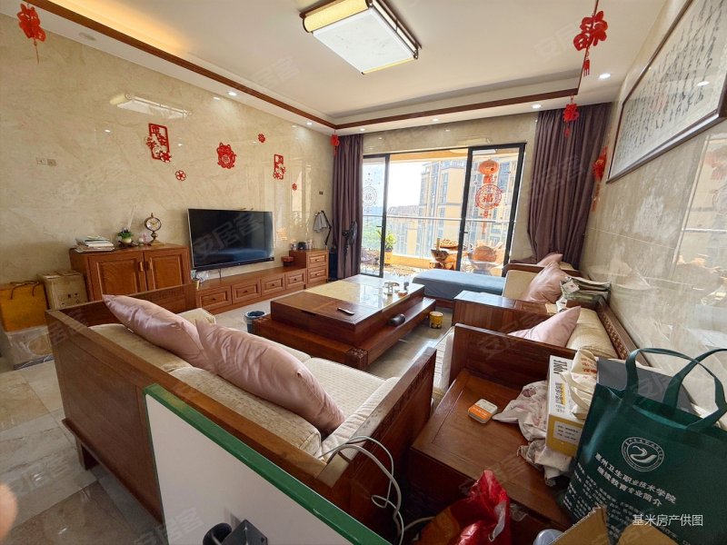 珑湖湾精装三房大阳台 南北通透户型 阳光好可谈十多个