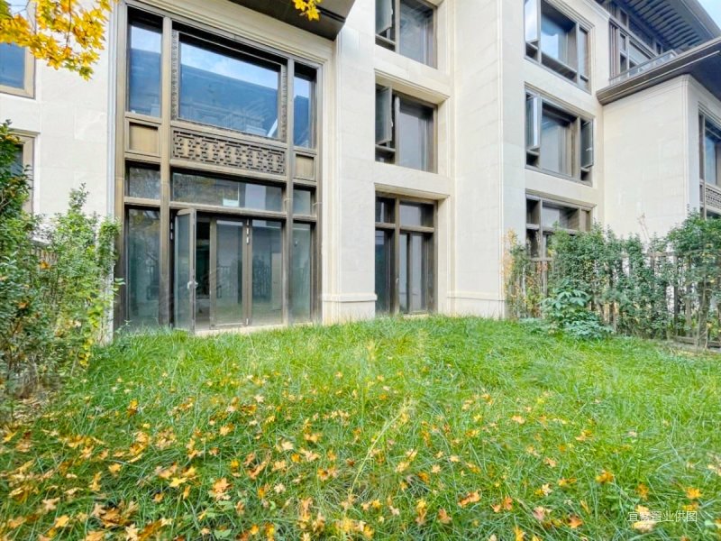 赵帅帅推荐业主急售很着急长安龙胤联排别墅随时看房