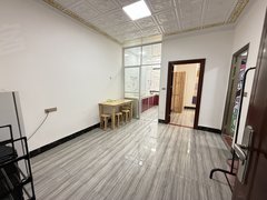 河池宜州宜州城区市政府附近 电梯一房一厅 拧包入住 环境好出租房源真实图片