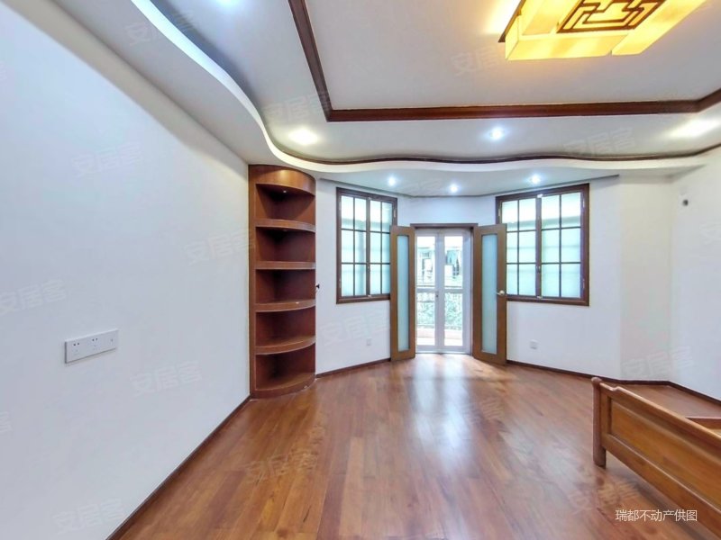 城南国际社区桐梓林中华园别墅出售赠花园车库