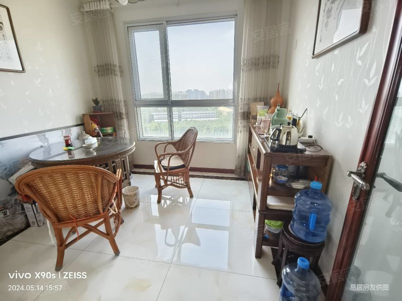 3层电梯顶层复式,精装微住,5室2卫,3代同堂,沿河观景,恒信伯爵公馆