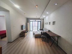 重庆渝北龙头寺轻轨龙头寺公园,随时看房。干净整洁拎包入住出租房源真实图片