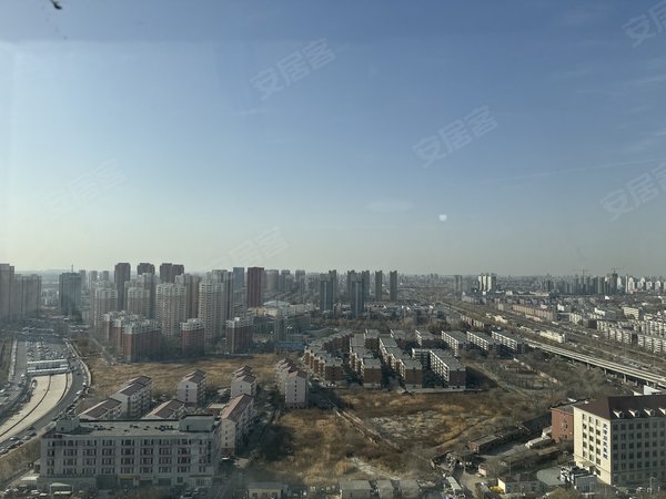 天津西青李七庄万科金奥广场(商住楼)干净整洁拎包入住随时看房出租