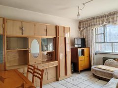 哈密哈密天马购物中心铁路12街4楼56平简装家电齐全，拎包入住1100出租房源真实图片