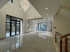 佛山顺德大良新城区顺德区大良华侨城天鹅湖（别墅），全新舒适，豪华安静，近顺峰山出租房源真实图片