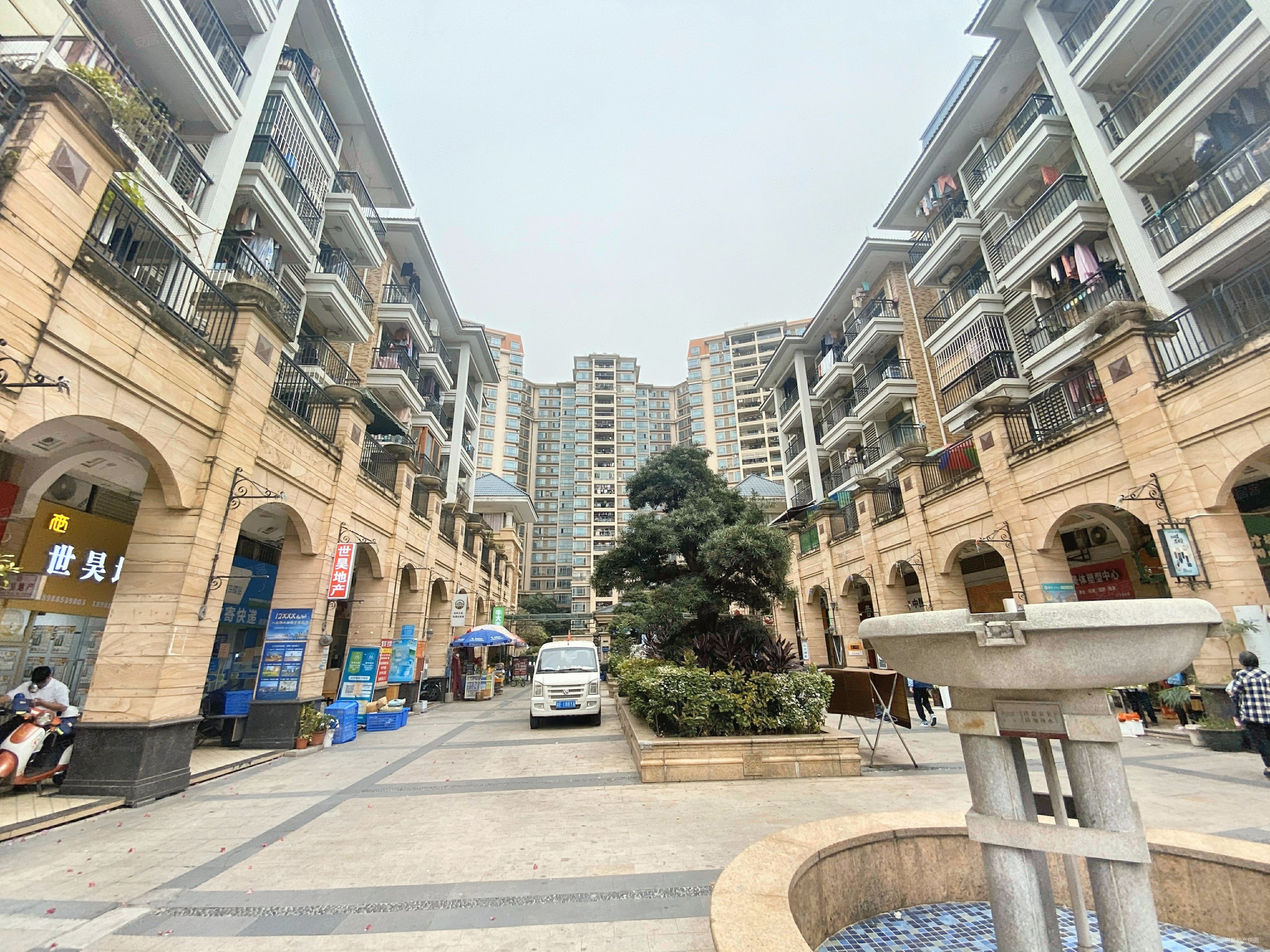 佛山房产网>佛山二手房>南海二手房>盐步二手房>雅居蓝湾>