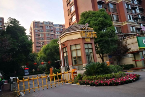 南京小区 江宁小区 江宁大学城小区 东方龙湖湾南湖苑 东方龙湖湾南湖