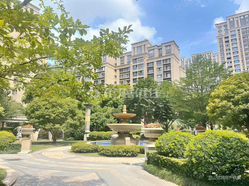 博威黄金海岸3室2厅1卫100.79㎡南北260万