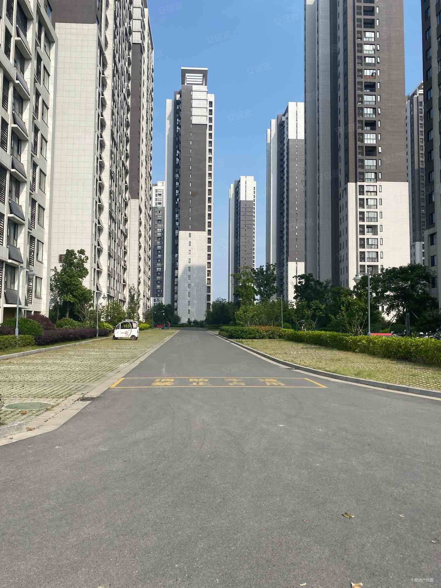 当代未来城(少荃湖名苑)3室2厅1卫89.43㎡南北109.8万