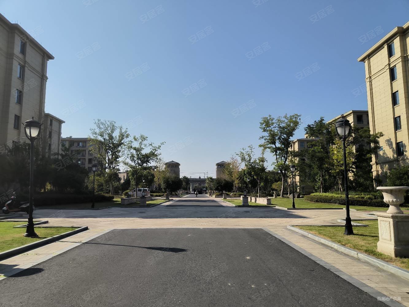 卡森卫星城红杉园3室2厅2卫102㎡南北93万