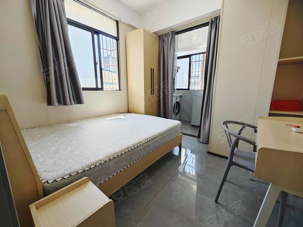 深圳光明公明西田新村近西田电梯精装单间 宏恒泰产业园附近,圣光酒吧