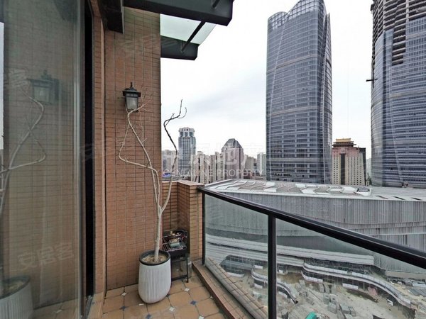 上海徐汇徐家汇名仕苑主卧朝南,繁华地段,配套完善,近商圈出租房源