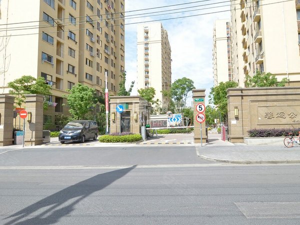 【多图】馨运公寓,平凉路租房,地铁12号线宁国路站,新出精装电梯两房