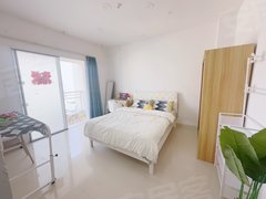 南宁青秀凤岭南免中介~商务区凤岭南埌东客运站附近~阳台单间高楼层押一民用电出租房源真实图片