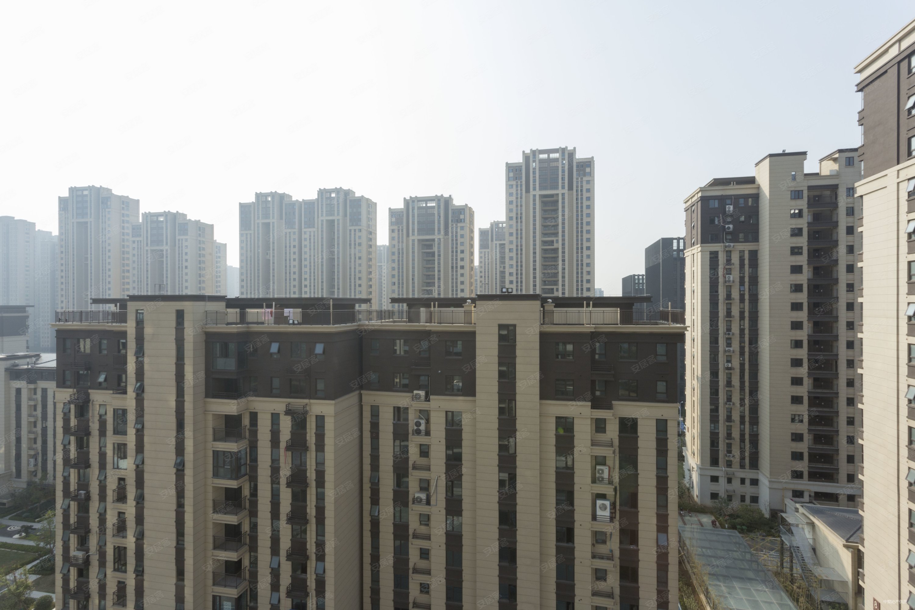 乐富强悦融湾商品房交通便捷近地铁车位充足中间楼层