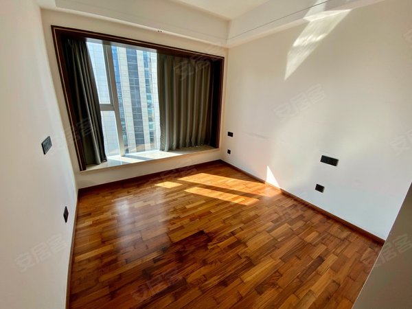 深圳福田岗厦岗厦村福田中心岗厦中心天元公寓 196平大平层 可以住家