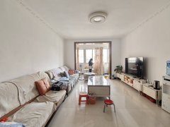 文山文山市州一中片区秀峰路精装三房急租，家具家电齐全，拎包入住出租房源真实图片