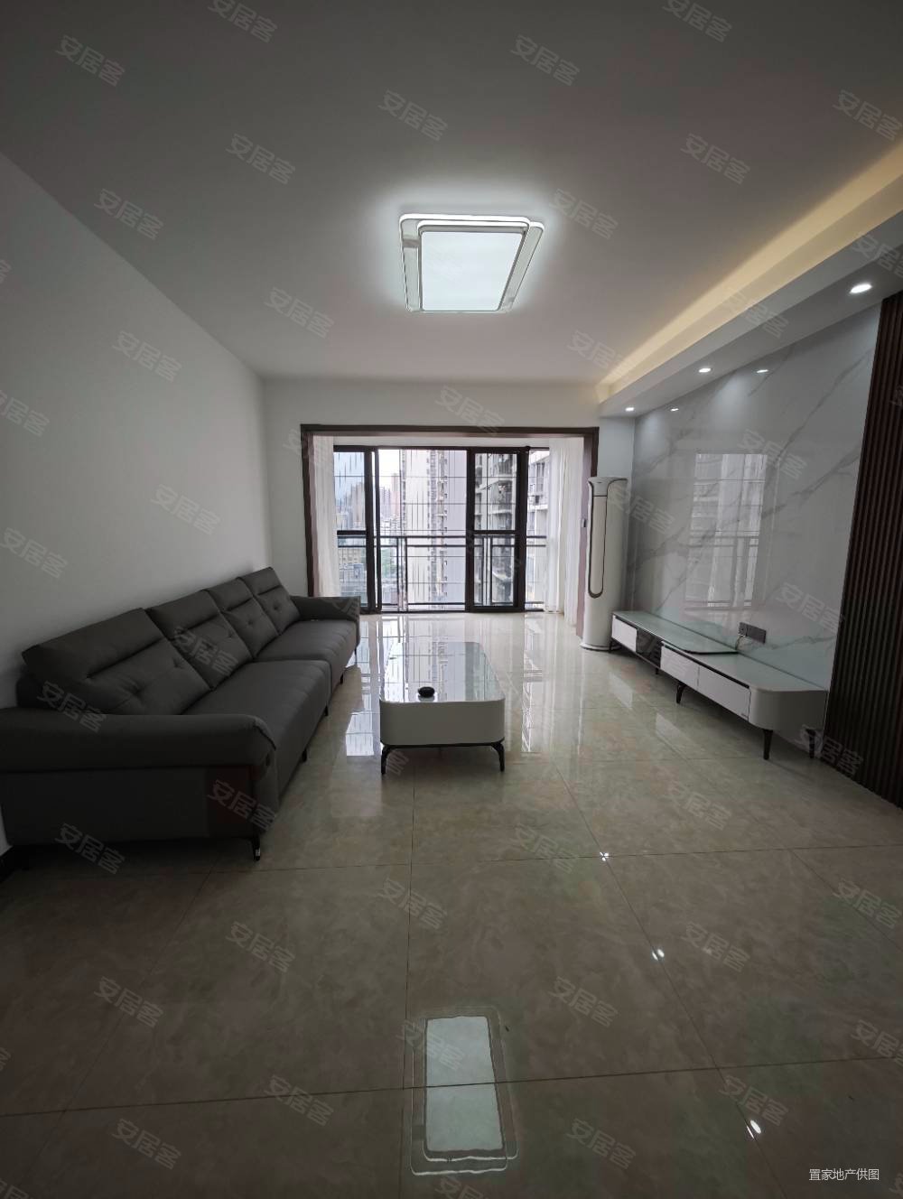 英德新天地领誉5室2厅2卫143㎡东89万