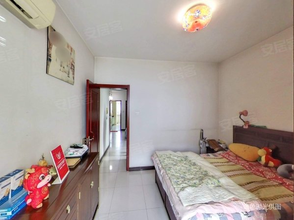 龙府花园 低楼层 南北通透 精装修 价格可以谈2