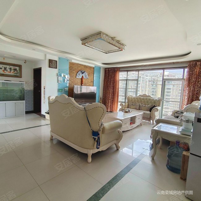 明厨明卫)银海雅苑!精装4房2厅2卫