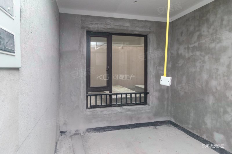 建发榕墅湾 叠下4层别墅,带地下室,再送40平草地