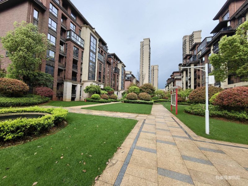 南昌房产网>南昌二手房>红谷滩二手房>祥云大道二手房>新力龙湾二期>