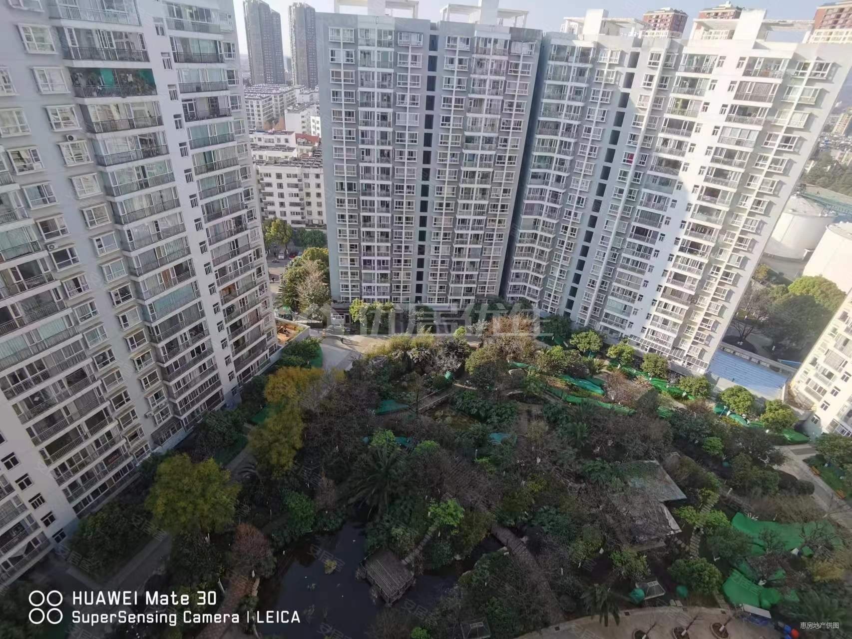 70年住宅 沃尔玛旁 一室一厅一卫,城市领地二手房,49.