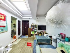 深圳宝安西乡富通城3期精装两房拎包入住随时可看！出租房源真实图片