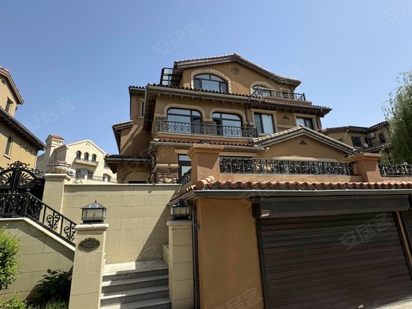 沈阳沈北新区辉山碧桂园莫奈小镇(玺园)别墅出租 500 带车库 花园 可