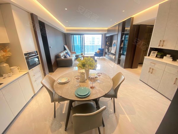 深圳南山海上世界半山臻境半山臻境大平层4房3卫豪华装修,非常安静!