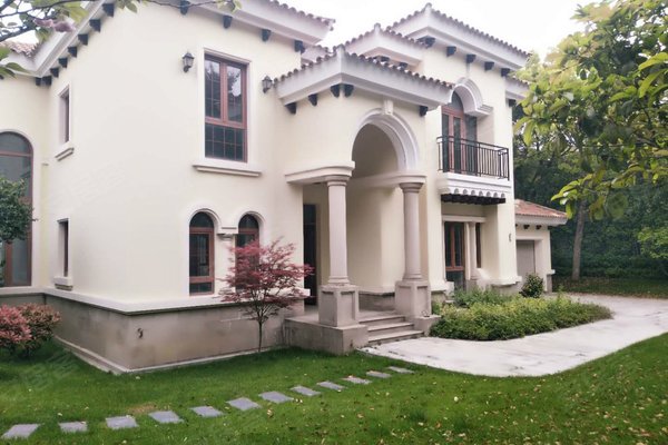 上海二手房 古北佘山国际别墅 > 梁修玉解读古北佘山国际别墅小区不足