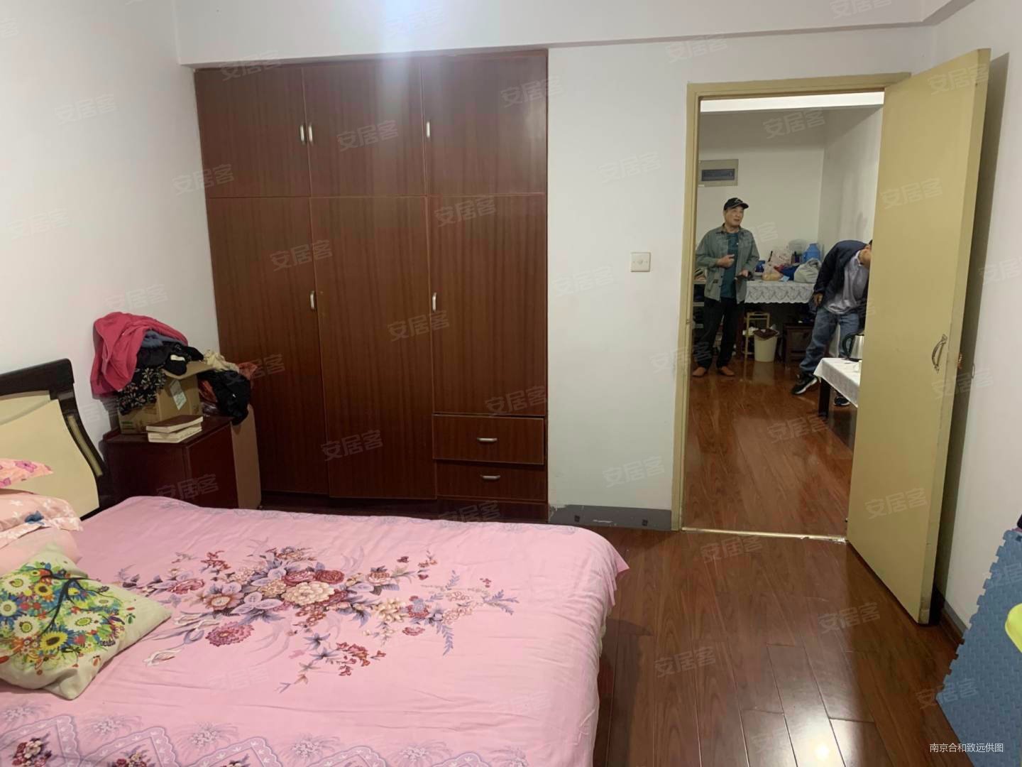 祥和雅苑(东区) 有电梯 近地铁 出行方便 正南朝向 满五