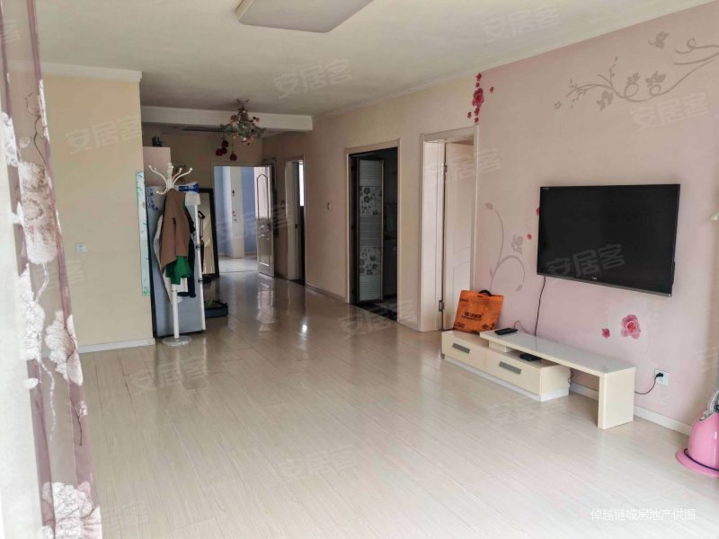 复地哥德堡森林 南北通透 中间楼层采光好 电梯房 满二