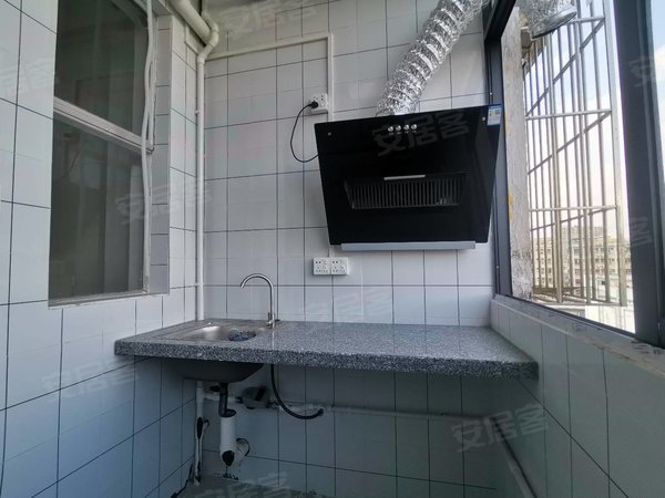 【多图】生产资料职工楼,东门租房,近晒布地铁站 精装修 大单间独卫