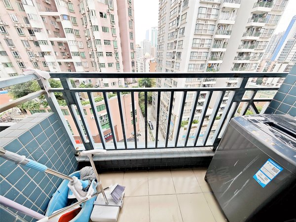 天河北 尚德大厦 精装大一房一厅 正南向双阳台 近华师地铁口