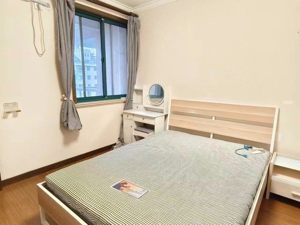 上海徐汇龙华徐汇御景苑龙华11,12线咫尺 滨江西岸绿地汇,民航学院