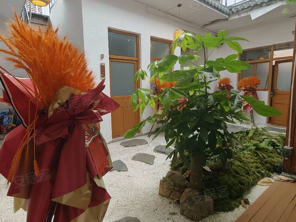 【多图】三里庄花园小区,通达路租房,实拍 市区网红四合院 上下两层 带全套家具家电 私厨 酒馆等,兰山租房-临沂58安居客