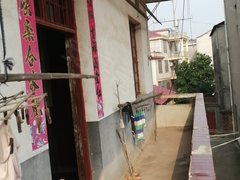 进贤进贤县城民和镇紫金铺南区 4室2厅1卫出租房源真实图片