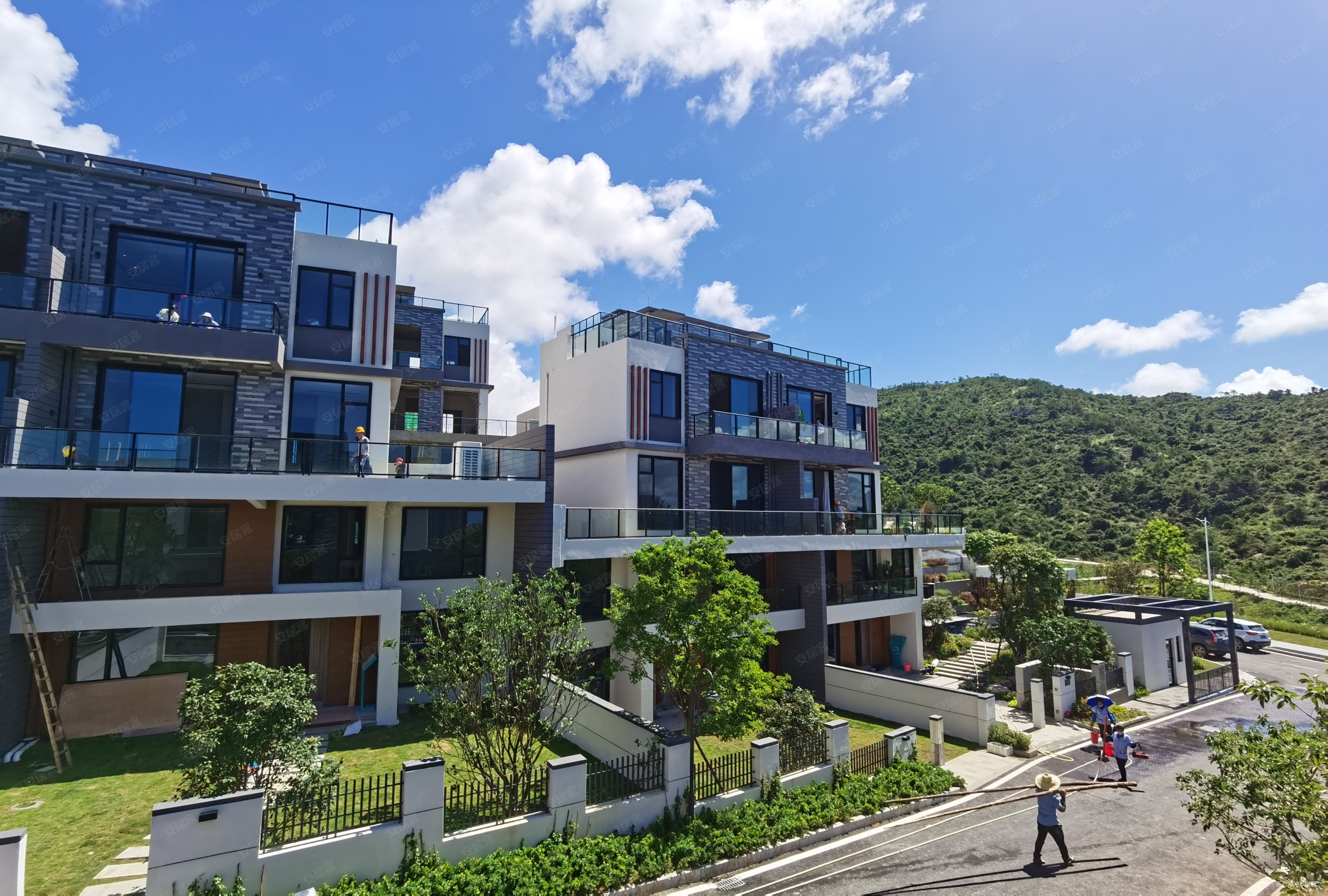 碧桂园十里银滩伴海云山(别墅)3室4厅5卫105㎡南北233万