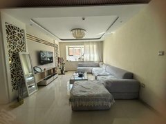 巴音郭楞库尔勒新市区豪帅电梯三室两厅南北通透名厨名卫带空调出租。出租房源真实图片