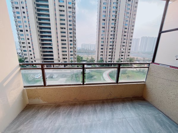 昆山玉山城西兰亭御园房东直租兰亭御园朝南大主卧带精装独立卫生间