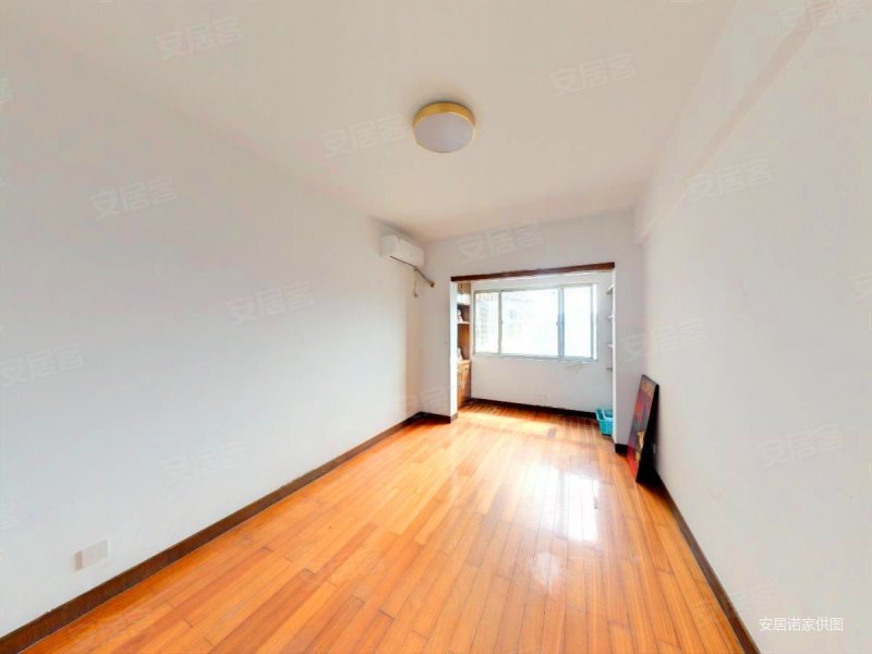 武汉大厦 东南北三面采光 家楼下就是地铁口 直派松柏中学