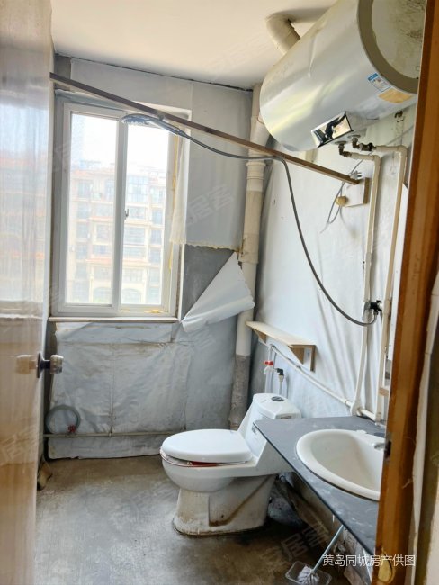 快速路 山水新城二期 62带草房 小套二39万