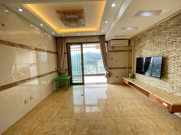 深圳布吉信义信义荔山公馆信义荔山公馆精装全南三房 拎包入住 看房有