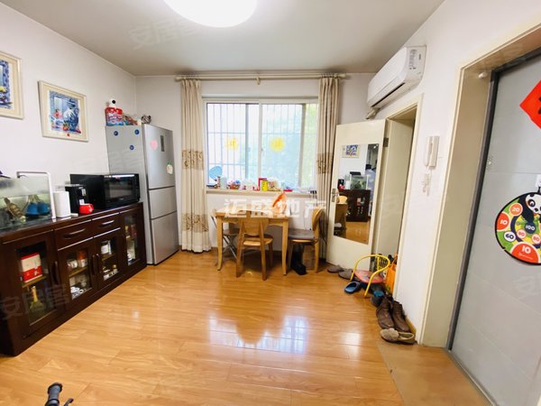 【多图】东湾小区,华泾租房,东湾小区 2室1厅1卫 57平 配套齐全 南北