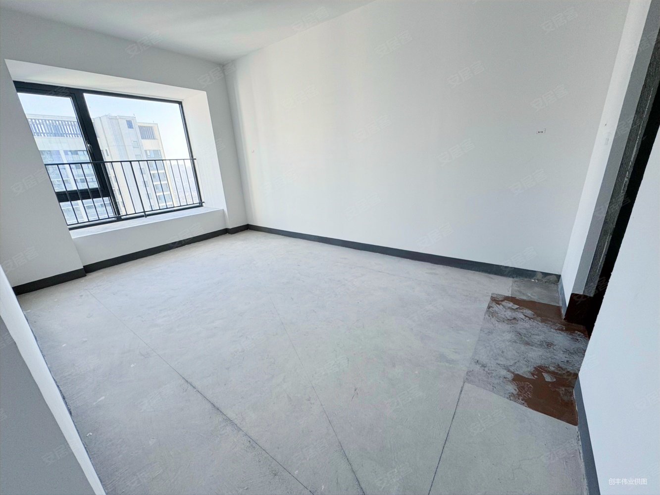 大华铂金悦府3室2厅2卫129.61㎡南北195万